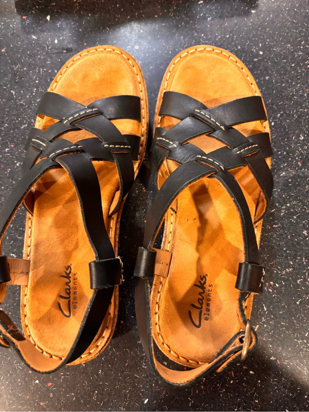 Clarks Elements Black Leather Strappy Sandals. New